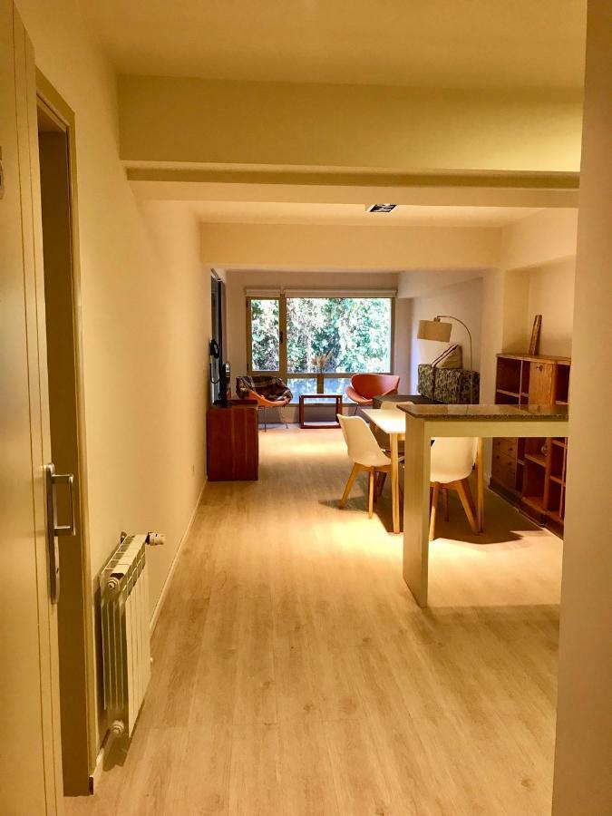 Departamento Céntrico Quila Quina - Céntrico y amplio Apartamento San Carlos de Bariloche Exterior foto
