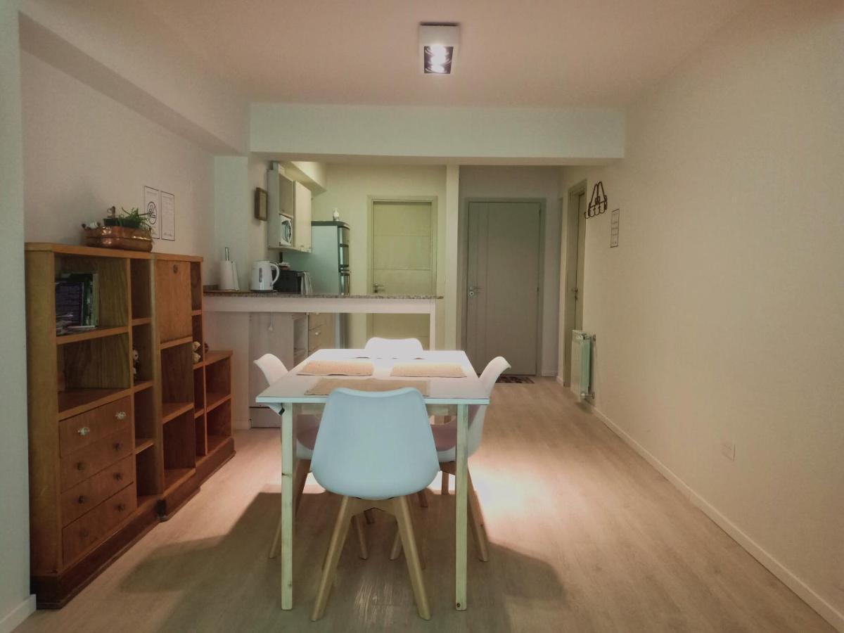 Departamento Céntrico Quila Quina - Céntrico y amplio Apartamento San Carlos de Bariloche Exterior foto